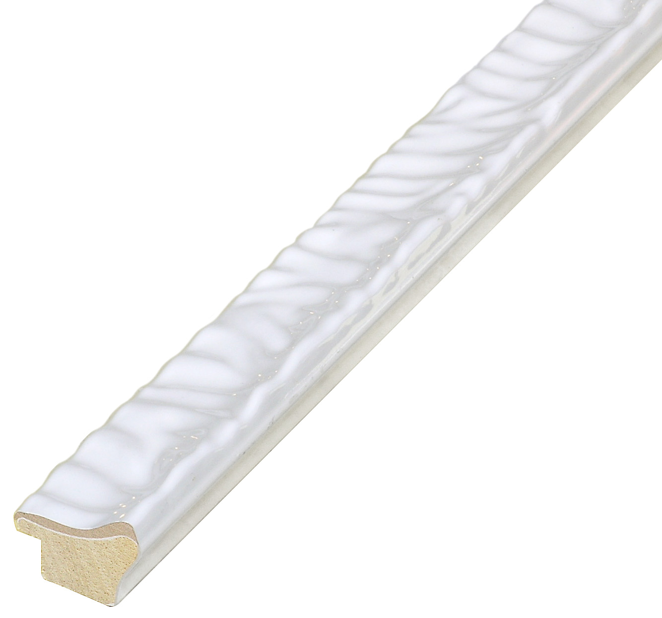 Letvica borova širina 30 mm visina 23 - lakirano bijelo 