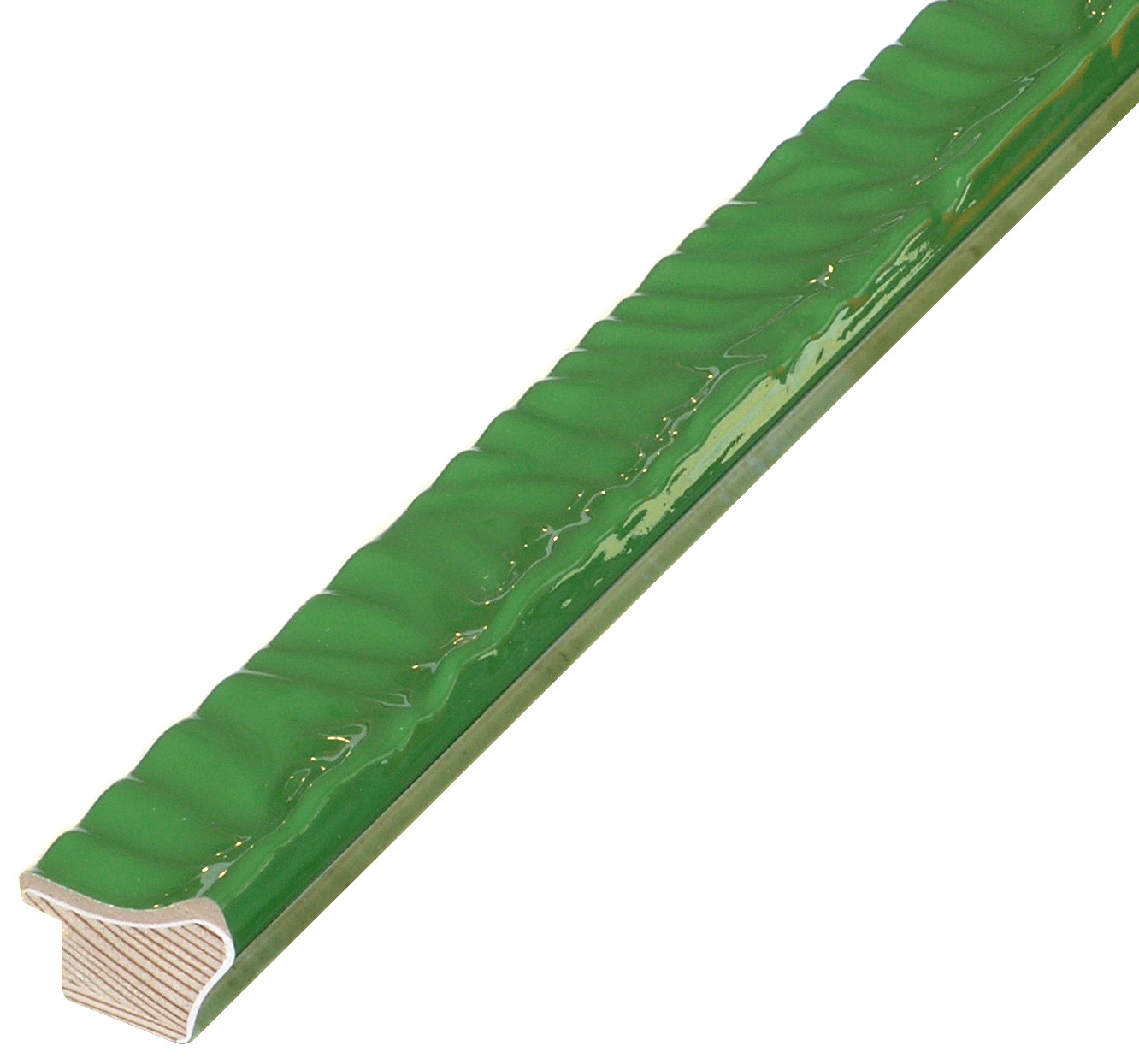 Letvica borova širina 30 mm visina 23 - lakirano zeleno 